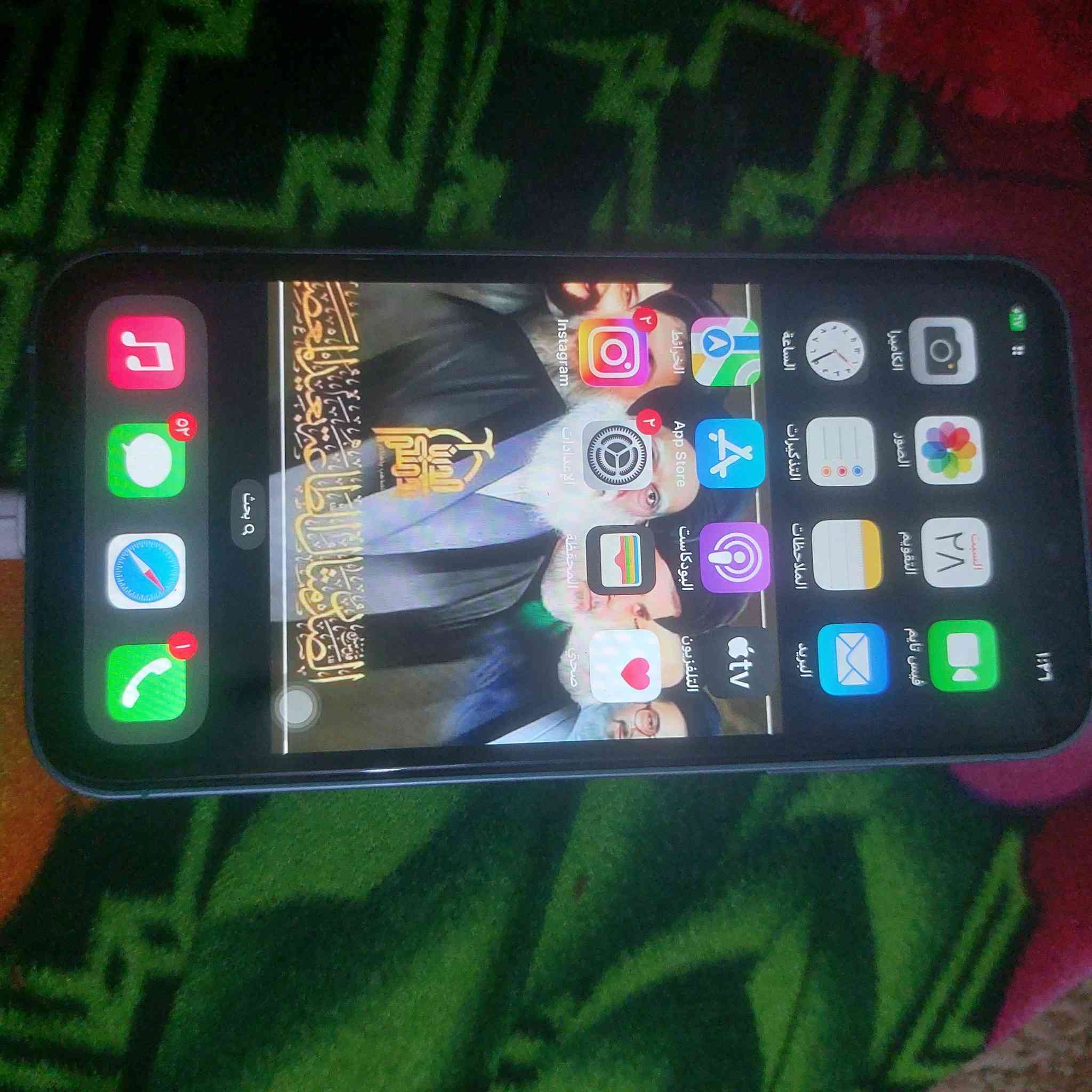 اكس ار محو 16كلش نضيف ذاكره 128 شاشه وكاله ممبدل بطاريه محفزه من 80اله 89فقط شحن يطول يوم واحد فقط جهاز كلش حلو نضام 16
بل ببجي 60فريم ضهر بي كسر قليل 300وبي مجال قليل خاص مفتوح وهاذ رقم وتساب بي ***********
