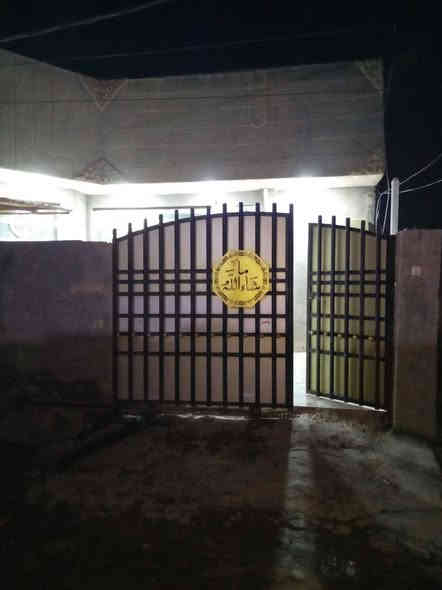 البيت للبيع سعره 45 بي مجال قليل سند 25 م 110 الطهمازيه قريب علا شارع العام رقم ***********. البيت جديد قبل جيب غراضك كامل مكمل
