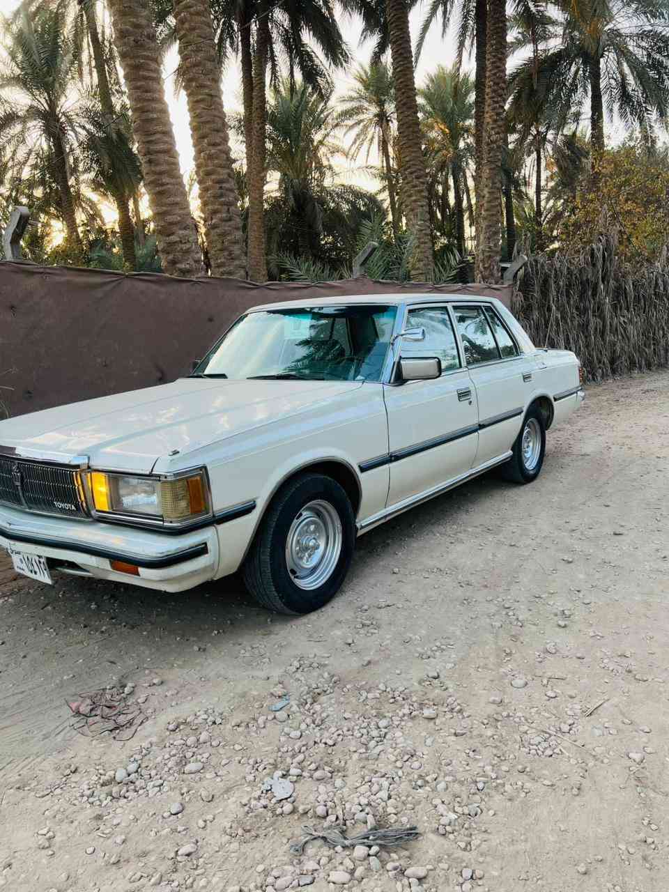 سلام عليكم سوبر موديل ٨٢ بغداد صدامي محرك وكير ففتي شرط جديد سياره ما مصبوغه كهربائيات كلها شغاله السعر ٣٠ وبيها مجال تواصل عل الرقم *********** غير متواجد عل فيس
