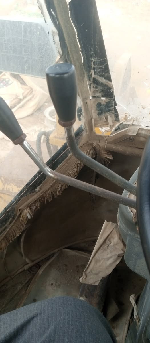 سلام عليكم شفل للبيع  زتءل حجم 60 موديل13 رقم نجف ***********
