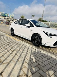 كورلا شكل الامريكي موديل 2025 رقم بغداد بسمي تحويل ثاني يوم  مكفولة كف...