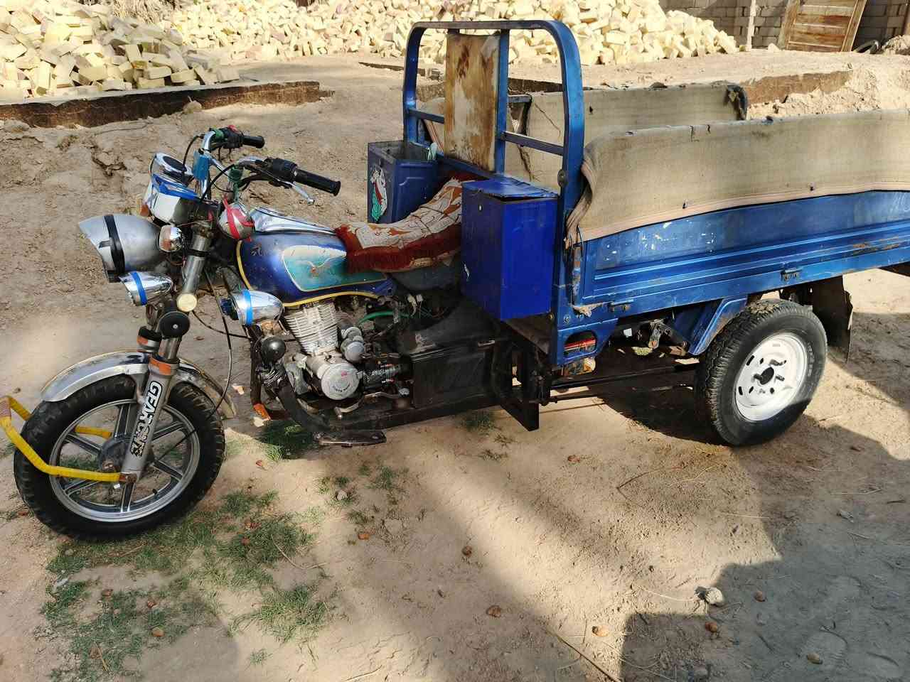 سلام عليكم ورحمه الله وبركاته ستوته للبيع موديل 17 أورق أصولي محرك 20حلو ونضيفه الستوته مل جناي  السعر مليون 250وبيه مجال مكاني بابل وهذا رقمي ***********
