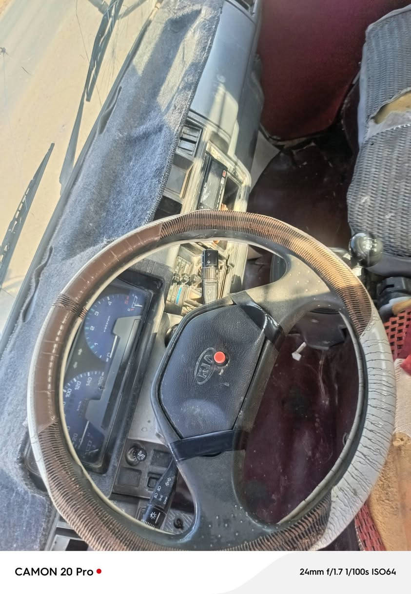 سلام عليكم
كيا للبيع موديل 96 رقم بغداد سنويه لل28   (6) جنكال داخل عليه ك محرك وكير واكسل وصدر وسلف وداينمو جديد لاستيك قماره سياره ناعمه ومتعوب عليها الكشر كدام العين السعر (43) وبيها مجال الاستفسار *********** صلاح الدين الضلوعيه

