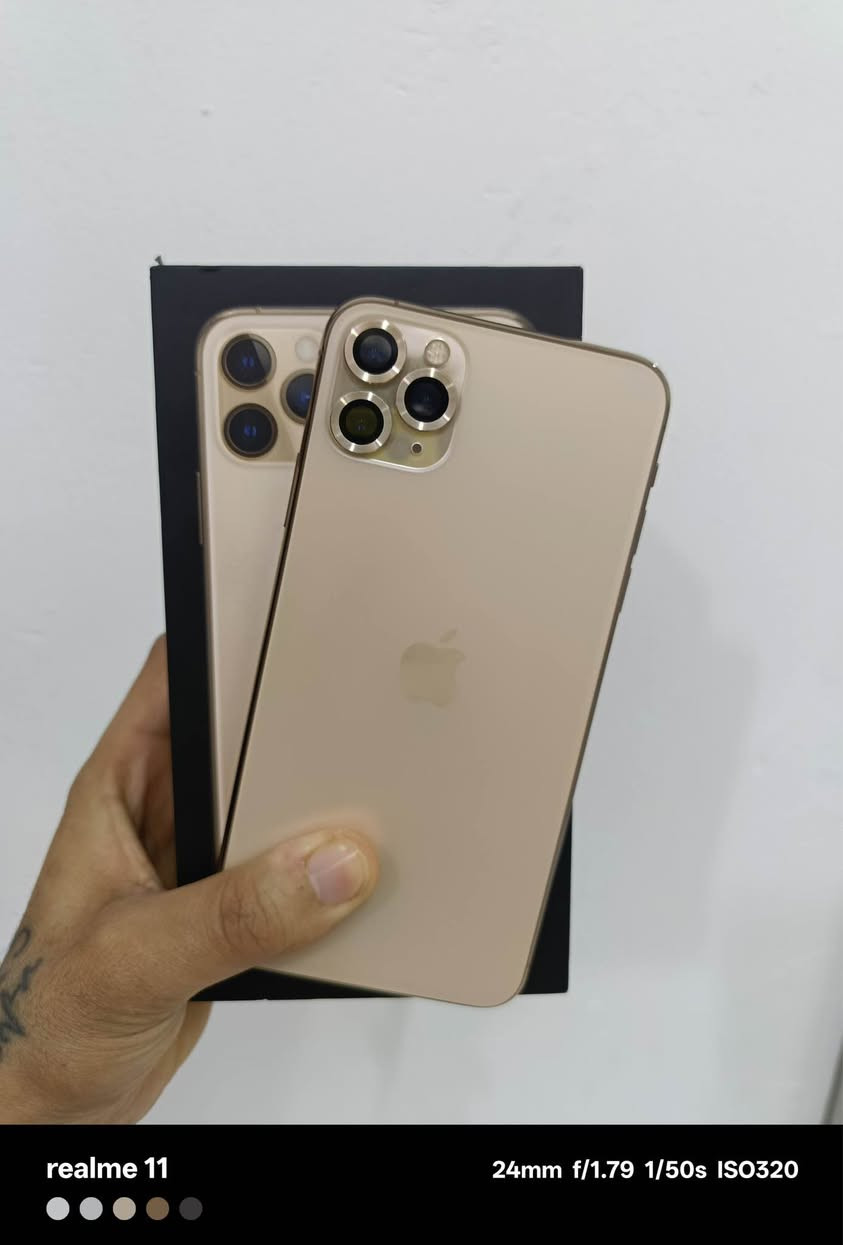 ‏سلام عليكم ايفون 11 برو￼ ماكس جهاز جديد لون ذهبي بطريته 78بحسبه وتخبل صرفيته يوم كمل بطاريه بلاد ذاكره 256 ￼جهاز كله نورمن مامفتوح سعره 370 محتاج وريد بيع مكاني بصره زبير الزبير, البصرة


**إذا كنت صاحب هذا الإعلان وتريد حذفه لأي سبب، رجاءا أرسل رسالة إلى الدعم الفني**