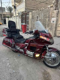 شباب شلونكم ان شاء الله الكل بخير كولد ونك موديل ١٩٩٨  رقم بغداد باسمي...