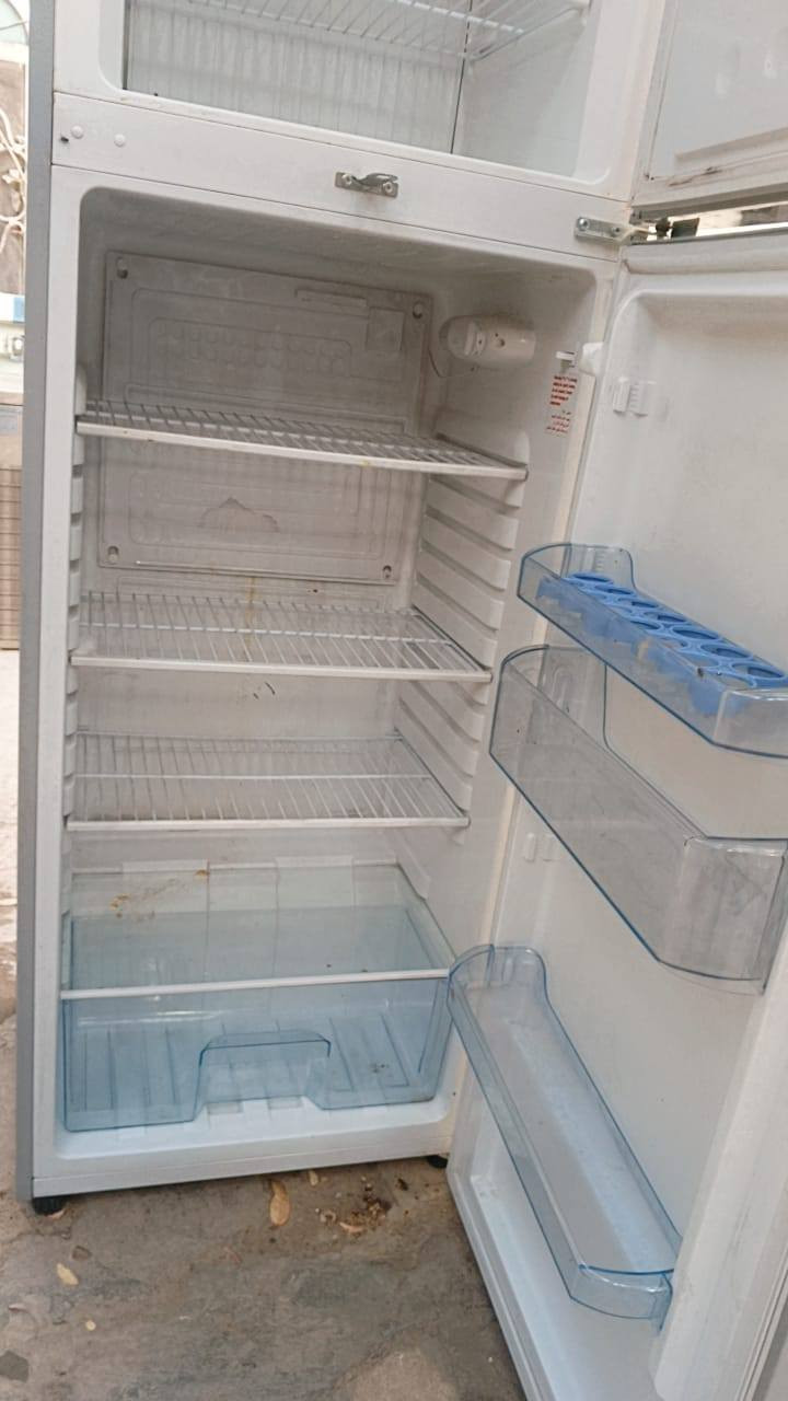 السلام عليكم ثلاجة البيع مستعمله 3 اشهر فقط حجم كبير مثل ماموضح كدامكم بلصوره ماخذتها 650 الله شاهد ريدها ب300 قفل مكانها كربلاء خلف مركز الشرطه


**إذا كنت صاحب هذا الإعلان وتريد حذفه لأي سبب، رجاءا أرسل رسالة إلى الدعم الفني**