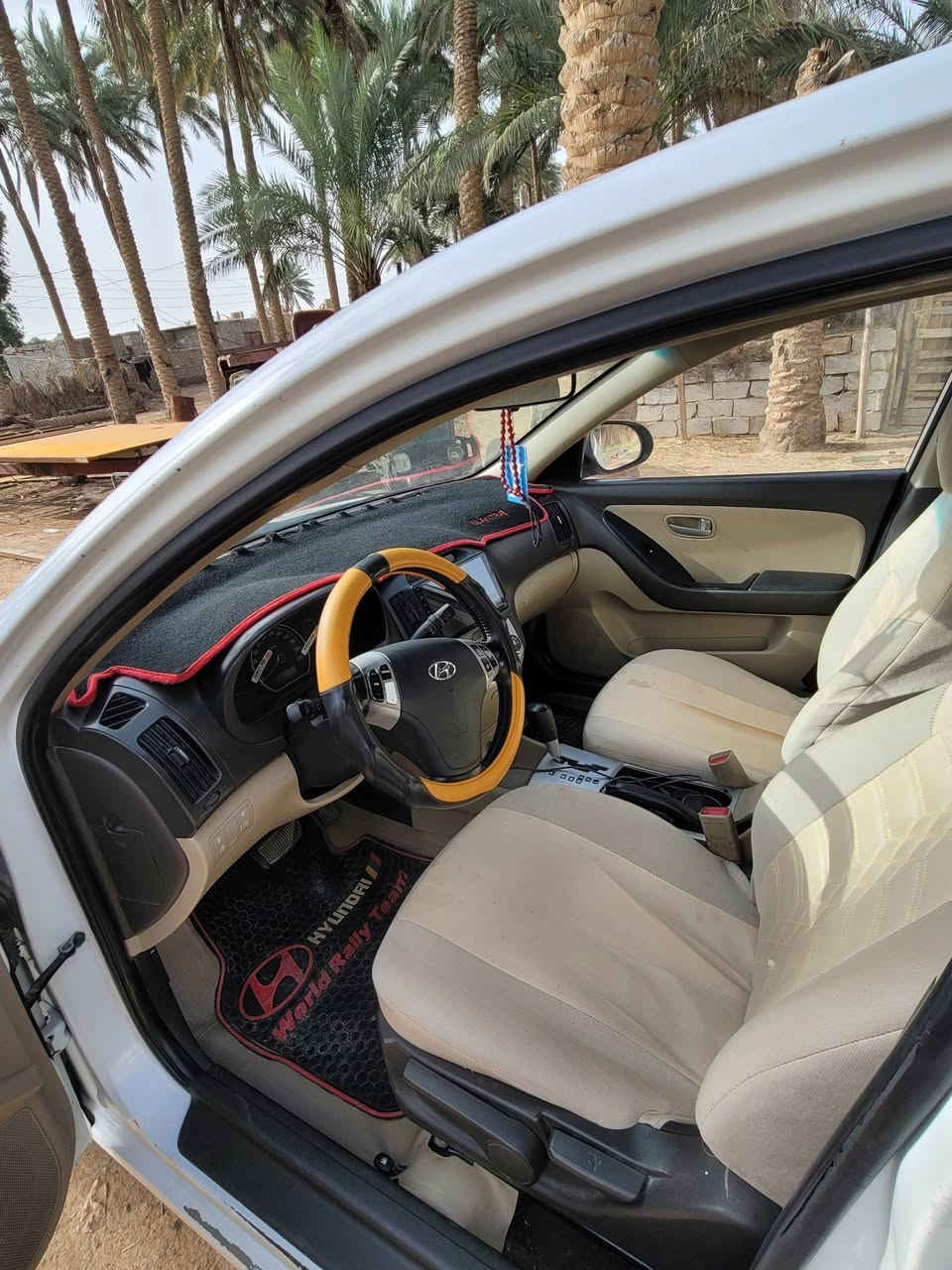 للبيع ٢٠٠٩ سعر ٩٥ وبيه مجال خليجيه مكفول ***********
