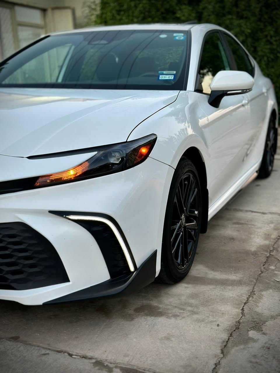 السلام عليكم
كامري هايبرد 2025 CAMRY SE+BLACK   HYBRID 
*مرقم بغداد 
الون : ( ابيض )
        حجم المكينه : 2500 
       
المواصفات :
   0. فتحة سقف 
1. شاشة كبيرة  كاربلَي
2. كامرة خلفية 
3. بصمة 
4. شحن وايرليس
5. رادارات جانبيه360
6. تشغيل عن بعد 
7. قطعتين تبريد
8. هندبريك بصمه
9. كشنات جلد ، كهرباء 
10. ثلاث انظمة قيادة 

*السيارة كفالة من الدعامية للدعامية من الصبغ و التبديل و البارد والشخط ، كلين .
 
السعر:  (اطلب السعر في التعليقات سيأتي إليك خاص مباشرة )
او الاتصال *********** او واتساب
