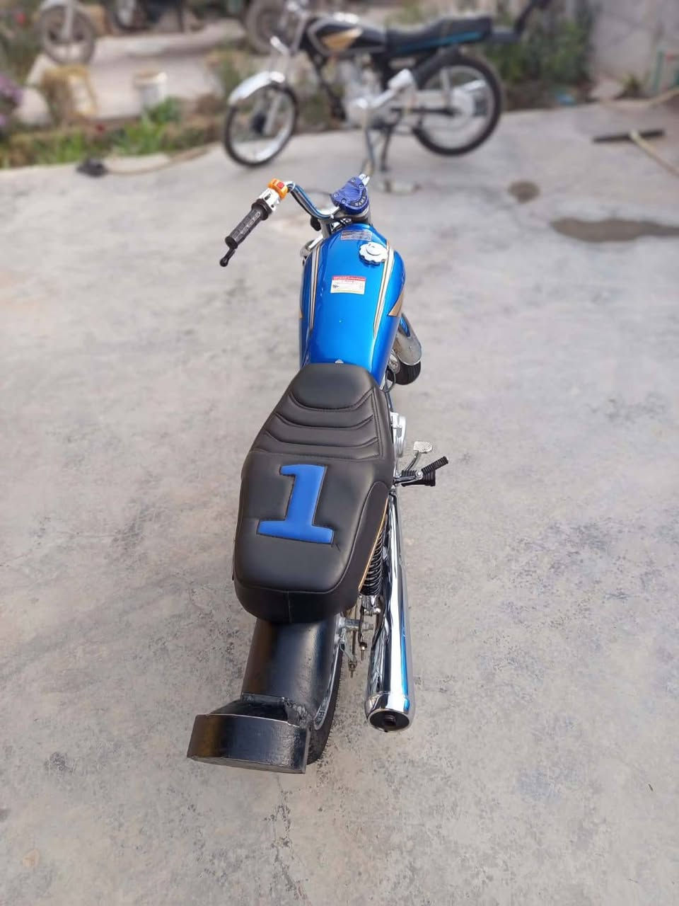 شلامجة تعمير جديد مصارلها شهر من طالعة ادوات كلها 26 شاصي 14 اوراق كاملة اصولي توضيحح بدون اسبايدر سعر تفضل اتصل ع رقم
***********
