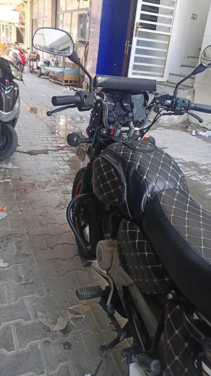 يالله
بوكسر جبلي للبيع موديل 23نزول24مرقم كامل لوحه وسنويه نكليزي تحويل ثاني يوم دراجه جديده كفاله جيب فيتر وفحص ***********متواجد وتساب
