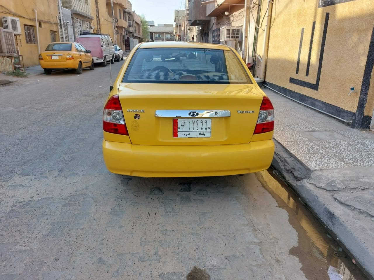السلام عليكم
فيرونا تكسي 2014 
مسجلة هيئة 
سعرها 70$ مع المجال 
سنوية نافذة ما ساقطة 
ضررها جاملغ ايمن 
مكانها بغداد  الشعلة الأولى 
***********
