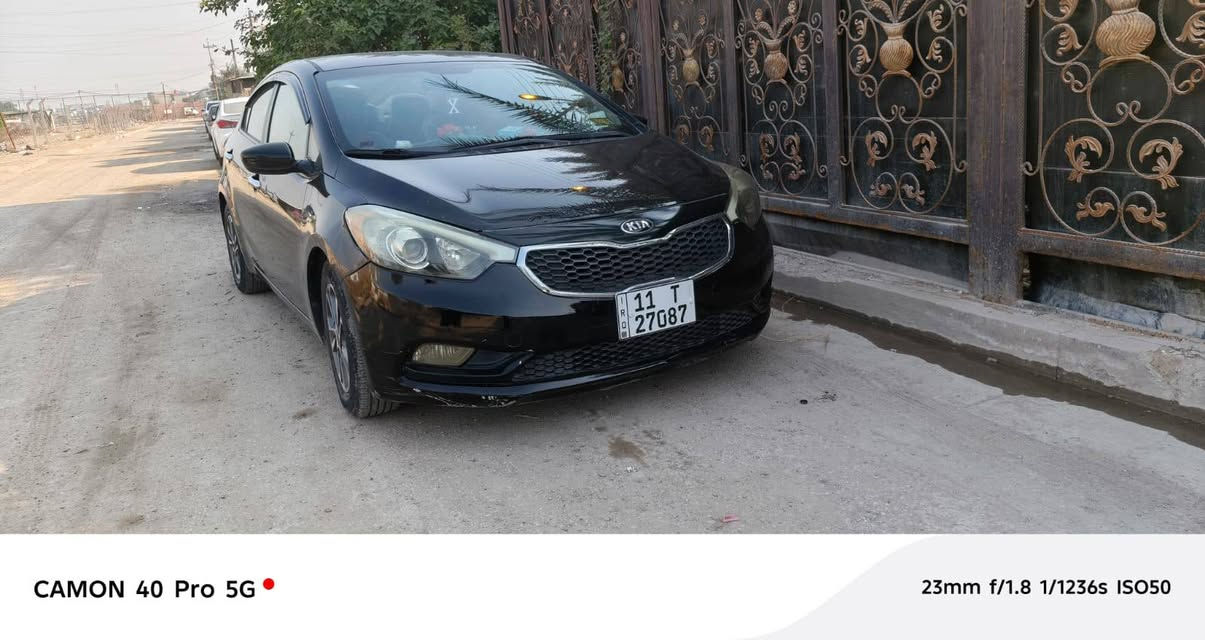 السلام عليكم من رخصت مدير الكروب المحترم سيارة للبيع السعر ١١٠ وبيها مجال الاتصال على الرقم ***********
