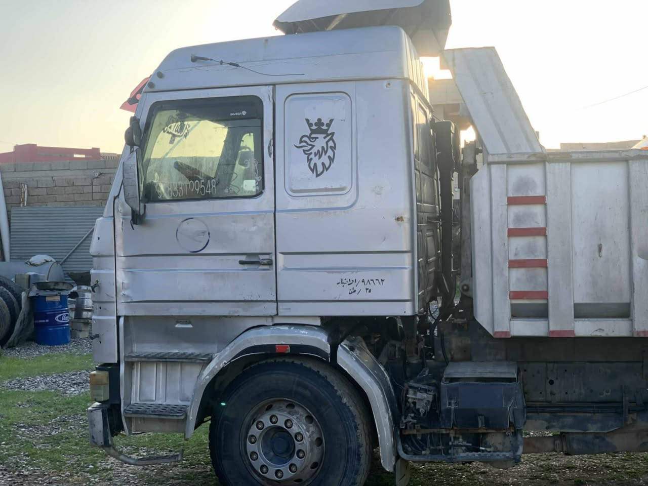 السلام عليكم للبيع كلاب سكانيا ١١٣ تك أجوابه رقم انبار فحص للأستفسار الاتصال ***********
