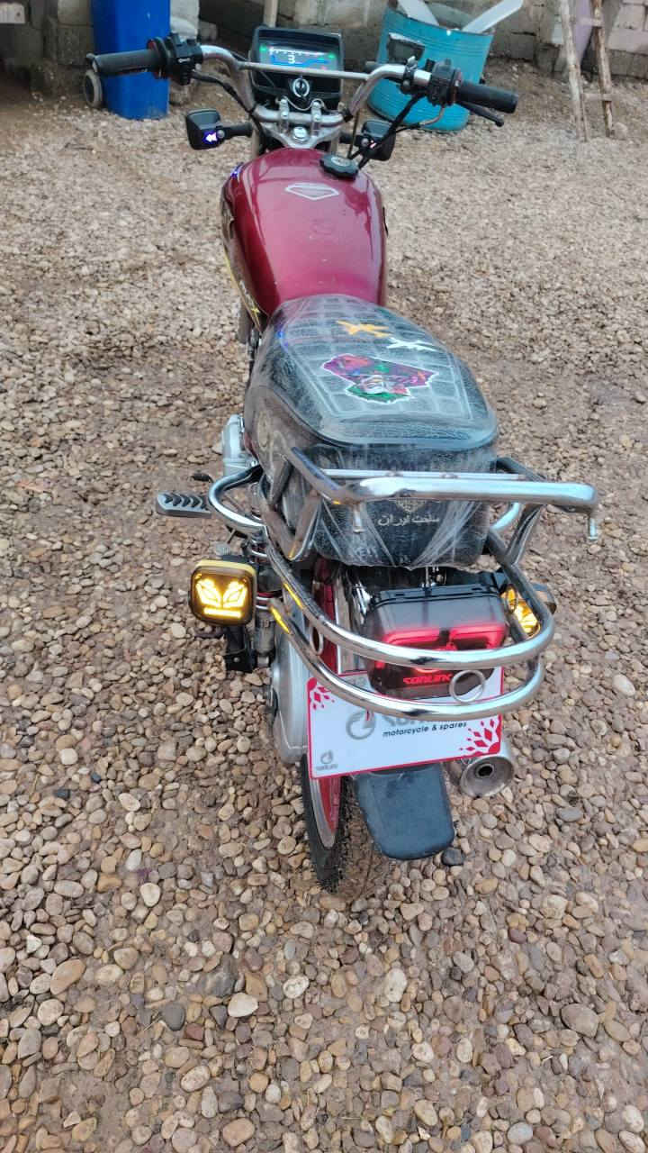 ماطور سيفان سونك موديل22محدث24دراجه معايزه شي محرك ممفتوح كهربيات سلف هندر مبيه شي نقص المانه مال جناي.سعر530وبي مجال شراي بيك خير ودلل مكاني ديالى جسر مندلي


**إذا كنت صاحب هذا الإعلان وتريد حذفه لأي سبب، رجاءا أرسل رسالة إلى الدعم الفني**