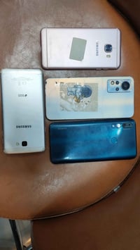 شاشات • شغالة • قفل