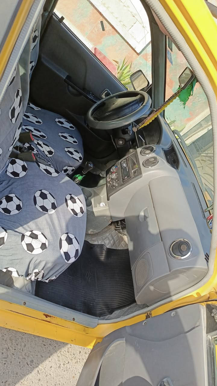 السلام وعليكم سايبا للبيع موديل 2012 سياره نظيفه باتري جديد طخم ابلكات طخم نوزلات وبوربرنات كله تبديل جديد جوزه صباحيبه ادامه كامله على السياره السعر 28وبيه مجال اتصل وتدلل ***********
