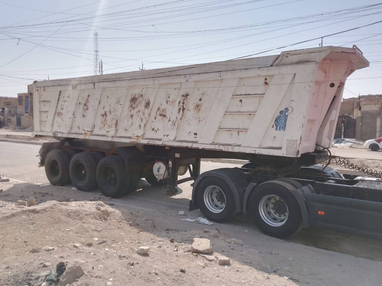 ماموت ماراتي تخم تاير مكفوله كفاله عامه شريط حداديه كله جديد
السعر 165 بيع ومراوس بدار القصاب ماكنيسان ***********
