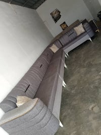 تخم ديوان 7متر تفصال مامستعمل شراي يدخل خاص اويتصل 07719527682يوجد لدي...