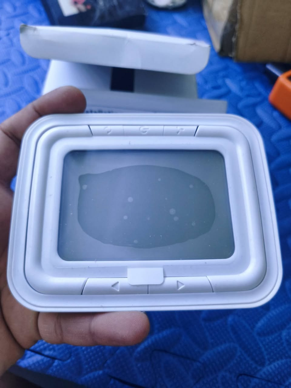 متوفر قطعتين اعتقد ثرموستات مال تبريد مركزي
اليخدمنه ينطيني سعر وياخذهن بالعافية


**إذا كنت صاحب هذا الإعلان وتريد حذفه لأي سبب، رجاءا أرسل رسالة إلى الدعم الفني**