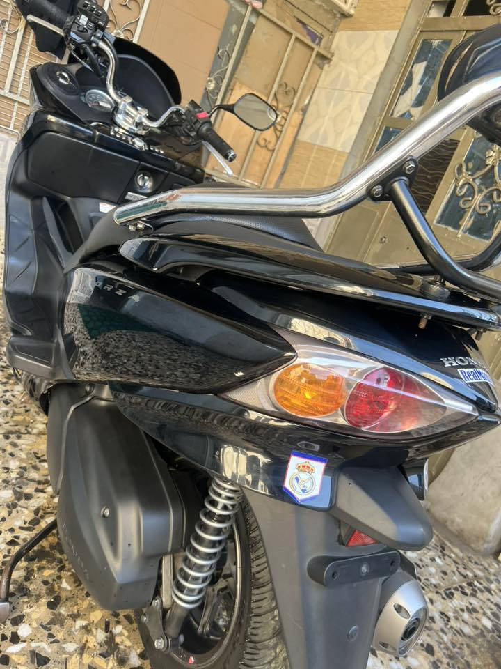 سلام عليكم فورزه 0/10 مراوس او بيع كله مكفول وبلادي ماشيه 20الف جديده وممتعوبه ماطلع بيهه للكهوه بس حماوه بلادي مسجل بلادي بس بي خلل ماعرفه شنو قبل يومين طفه لمسجل 7نمر 4تحويلات s7 مكاني زعفرانيه لسعر 19/ورقه ***********@إشارة
