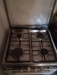 طباخ • ٤عين • للبيع