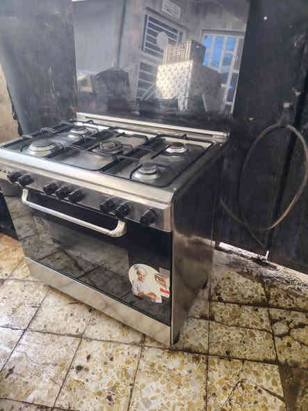 خمس مشاعل ستيل كلة شغال السعر ١٤٥ كربلا ***********
