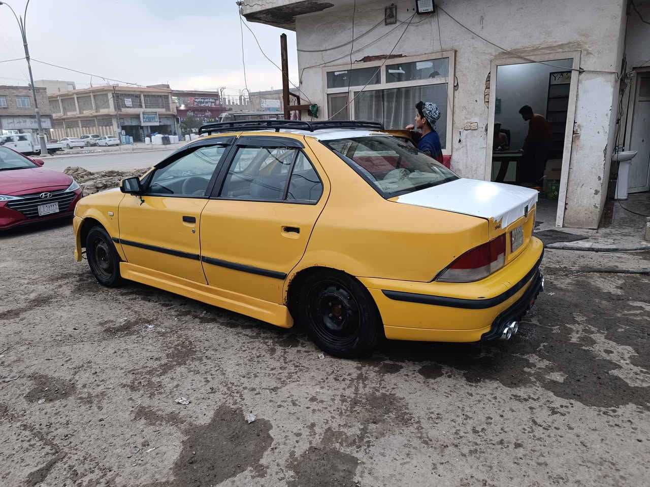 السلام عليكم ورحمه الله وبركاته للبيع فقط سمند موديل 2011 رقم بابل تحويل ثاني يوم السيارة جاهزة مكفولة كير ومكينة وحدادية جديده تبريد شغال تخم تاير جديد باتري بيها فقط ضربة قليلة بالجامغ الخلفي ومعمر السعر 25 وبيها مجال قليل عنواني بابل الإتصال على الرقم ***********
