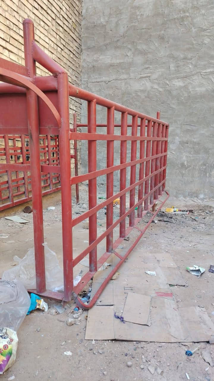 السلام عليكم
محجر بوري مال فحل تفصال حديد 1.8 ملم ثقيل 
السعر 450 وبي مجال 
***********
مكانة بغداد
