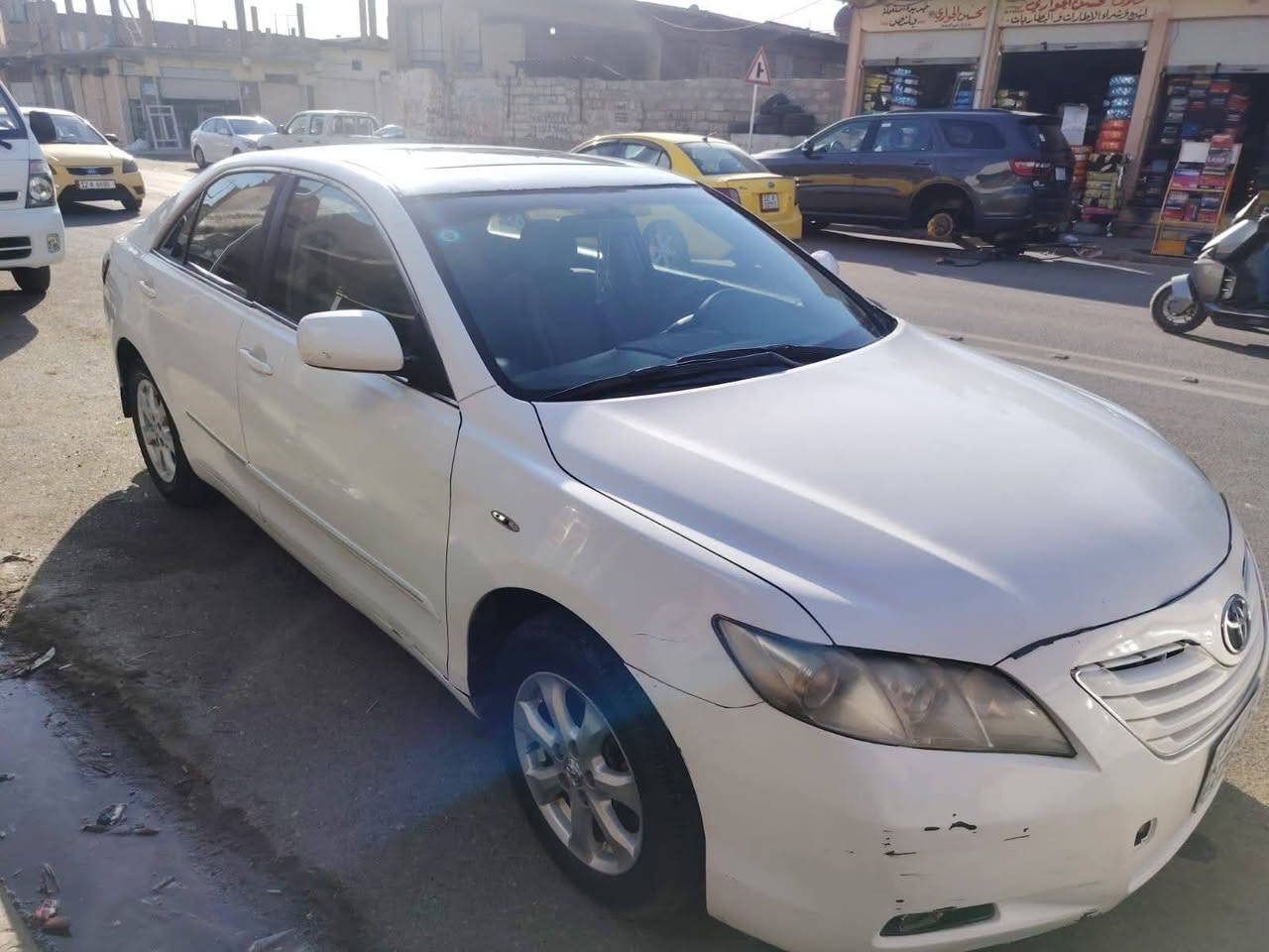 السلام عليكم 
كامري 🚗 موديل 2008
رقم بغداد أوربي ✋ سنويه وهزه جديده 
اني  شرعيها 👋 شرط التحويل 🚦 
كاربون بانزين ⛽ 
محرك اثر نفخ وكير شرط 👋 تبريد ثلج 🥶 
طخم تاير طخم امامي خلفي جديد 👋 
📢 ظررها مصبوغة عام وبدون دواخل شرط 👋 
🛑#السعر 80$💸 وبيها مجال 
#العنوان #الموصل الجديده
*********** كورك
*********** اسيا
