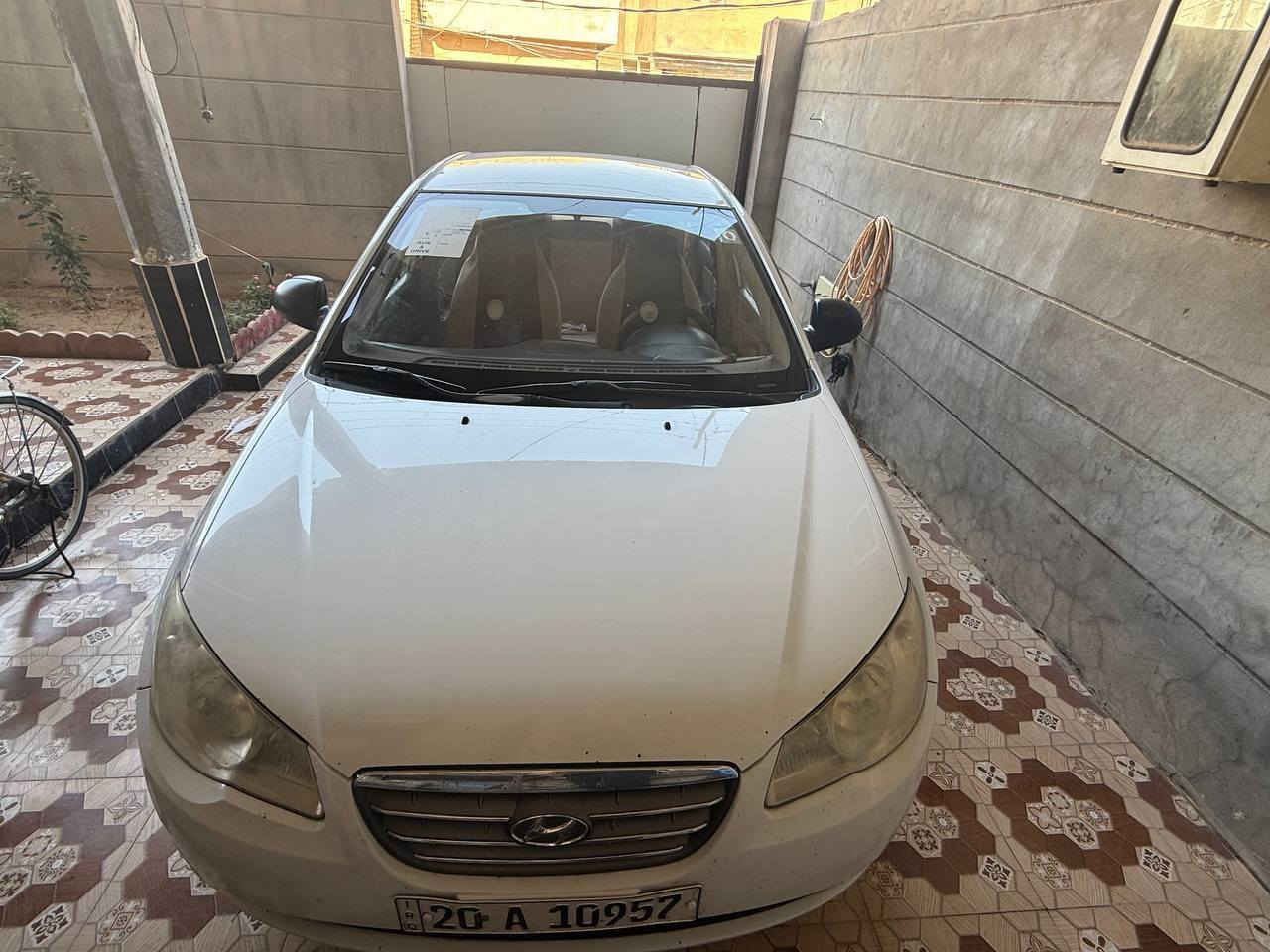 سلام عليكم 
النترا مقدس للبيع 
موديل 2009 شكل مقدس 
بدون ضربه ولا صبغ 
cleen
بيها منضومه غاز 
تبريد تدفئه 
ماشيه 200،000 
رقم ديالى 
عنوان ديالئ شهربان 
سعر 117$وبيها مجال 
للأستفسار :***********
