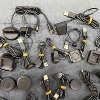 شواحن ساعات • متنوعة • اكسسوارات