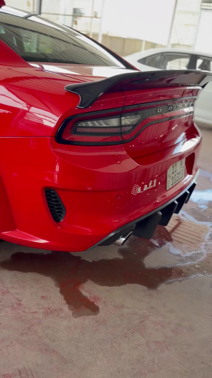 السلام عليكم
دوج جارجر سكات باك وايت بدي اصل  مديل 2022
فول مواصفات 1/1 
وارد امريكي حادثها بنيد وا جاملغ وتصليح بل لغد ولباقي كفاله 
برمجت مصطفى ايكل سياره اي نقص ما بيها الف متصرف عليها سياره جاهزه عنوان بغداد جسر ديالى السعر 250ورقه وبيها مجال
رقم ***********
شراي يتصل ويدلل
