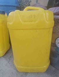 جلكانات 20 لتر نضيفه وجديده وقوية  عندي عدد منهن اليريد يتصل أو يراسل ...