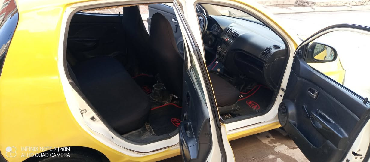 السلام عليكم كيا بيكانتو 2010 كير عادي رقم نينوى جيرو ماكينه نظيف ابيع او مراوس الاستفسار ***********. ***********
