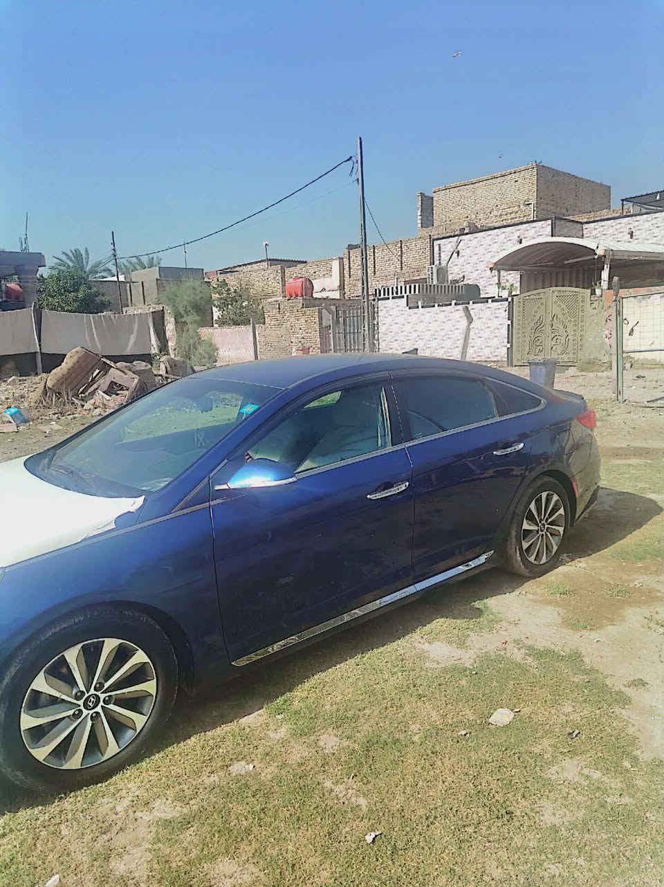 السلام عليكم سوناتا ٢٠١٥ أمريكي سبورت سياره جاهزه خير من الله محرك ٢٤٠٠ حادثها جاملغ وبنيد بدون دواخل بيع أو مراوس للاستفسار الاتصال على الرقم *********** مكاني بابل الحمزه الغربي

