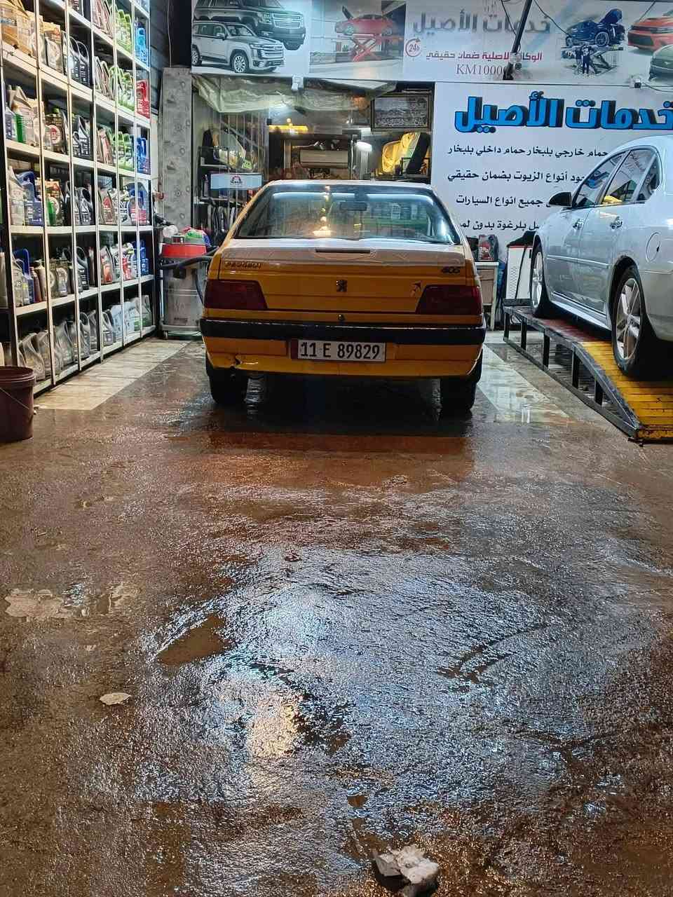 بيجو 405 موديل 2013
مكينه وكير جدد عينه وصينيه قبل اسبوع امسويهن 
كهربائيات كله شغاله تبريد ثلج تدفئه كلها شغاله اي نقص مابي نقصه بس تايرات لانو التايرات تعبانه شويه هيئه غرامات صفر خط وبحث صفر امداور موباشر وسعر كلش منايب اتصل وبيك خير وتدلل

‏‪0773 719 9904‬‏ بي واتساب
