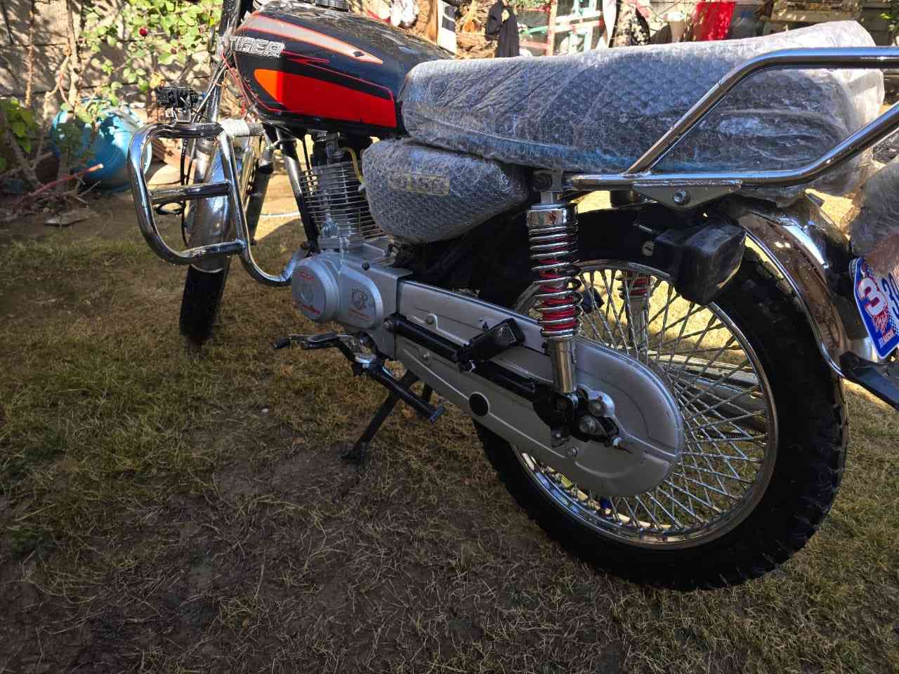 السلام عليكم.
دارجه للبيع نوع تايگر. 4گير
موديل 21.
محرك ماشاءالله كشرها نضيف
السعر 400الف وبي مجال قليل للشراي
المكان صلاح الدين الضلوعيه. 
*********** واتساب.
