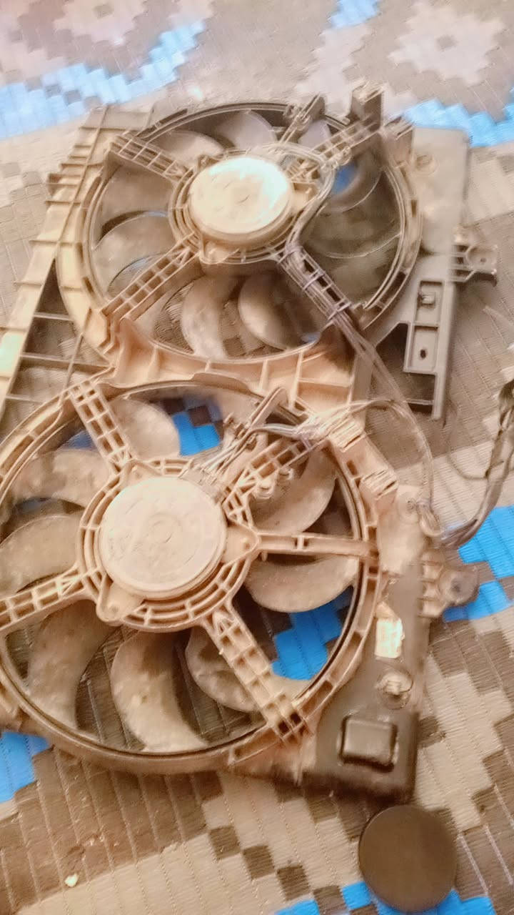 مراوح سياره كوري للبيع شغلات وجدد مكانهن ناصريه قلعه سكر ‏‪***********‬‏سعر ٧٥
