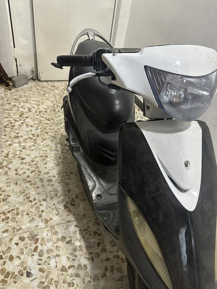 السلام عليكم
دراجة ماكس عدلة مكفولة مكينة ما ملعوب بيها 

السعر ٥٥٠ الف وبيها مجال حق الجية 

عنوان بغداد مدينة الصدر 

الرقم للتواصل ***********
