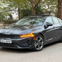 كي فايف K5 Ex 2023  حادث السيارة جنطة خلفية نفس اللون بدون ايرباك ليبل...