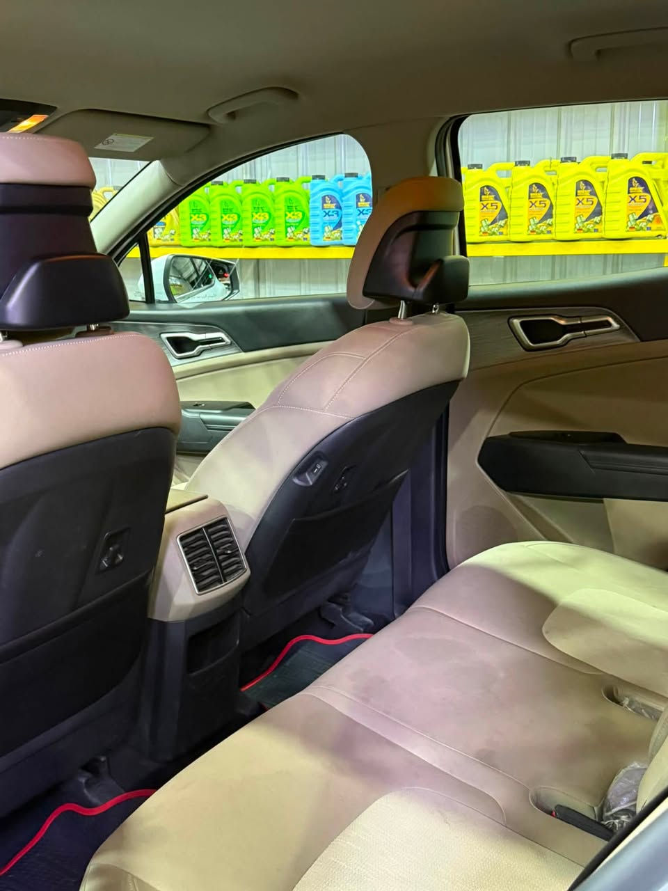 سلام عليكم
كيا سبورتج موديل 2025
محرك 2000 دوش 
فول مواصفات فماره حديد 
بصمه تشغيل عن بعد كراسي كهرباء
تدفئه كشنات وستيرين جنطه كهرباء
سعر $225
مكان بغداد بسمايه للاستفسار 

‭***********‬
