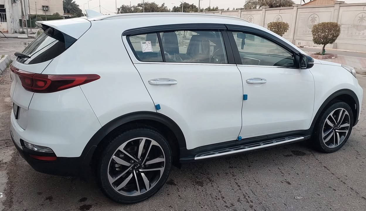 يالله سلام وعليكم سبورتج ٢٠٢١ موديل مكفوله ضربه صبغ بارد وحالوب ماشيه ٥٥ الف سبير منازل رقم بغداد بسمي تحويل مباشر السعر ٢٠٨ بيه مجال للشراي مكاني بغداد زيونه الا تصال فقط مكلف بنشر *********** متواجد فقط خليجيه
