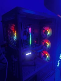 حاسبة قوية للألعاب والتصميم المعالج: Intel Core i5-10400F المذربورد: A...