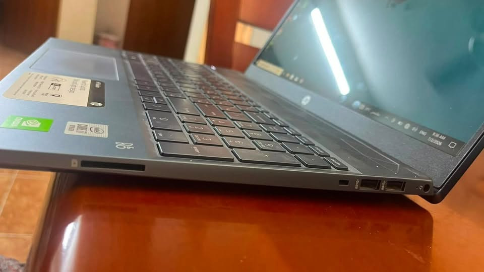 HP Pavilion Core i7 جيل عاشر
* Core i7-1065G7
* RAM 16GB
* NVIDIA MX250 4GB
* SSD 512GB + HDD 1TB
* شاشة 15.6 إنچ لمس
* كيبورد عربي–إنكليزي مع أرقام
* Windows 10 Pro
* لون فضي وتصميم أنيق
 
السعر 500
العنوان بغداد
***********
