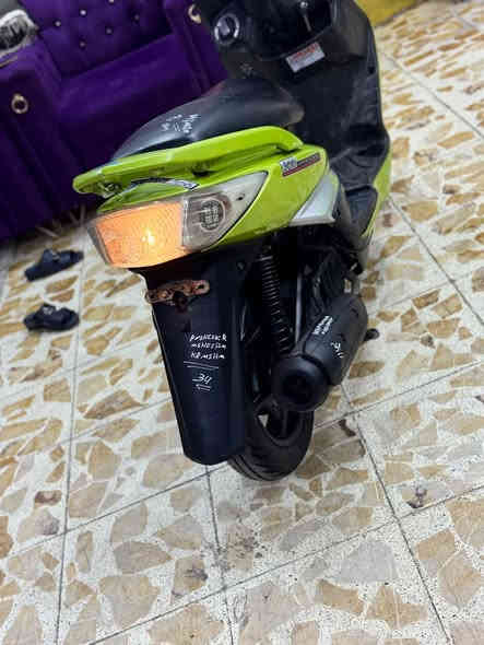 السلام عليكم سكنس ياباني قبق نفخ ستان كهربائي  فحل نوزل خطين    حديث مال رمبه جديده لوك مكفوله كفاله عامه مكينه. برغي ممفتوح بيه شلعه معدل فول جيب عشرين فيتر وياك اذ مفتوح بيه برغي تاخذه بلاش قبل شهرين نزله من الرمبه. كهربائيات كله شغاله اوراقه بسمي دراجه تتعب تكول جديده مال جناي مستعجل عل بيعه السعر 750   وبيه. مجال قليل. الهاتف *********** العنوان بغداد. الكراخ
