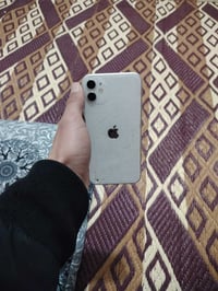 ايفون 11 • ذاكرة ٦٤ • كسر بالظهر