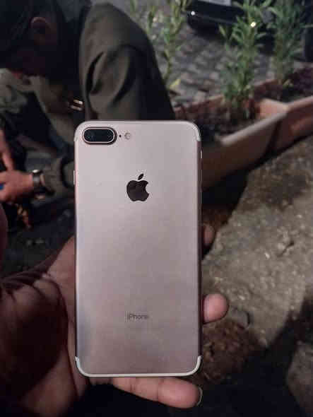 السعر 100مبدل بطاريه *********** مستعجل علا بيعته العنوان بغداد
