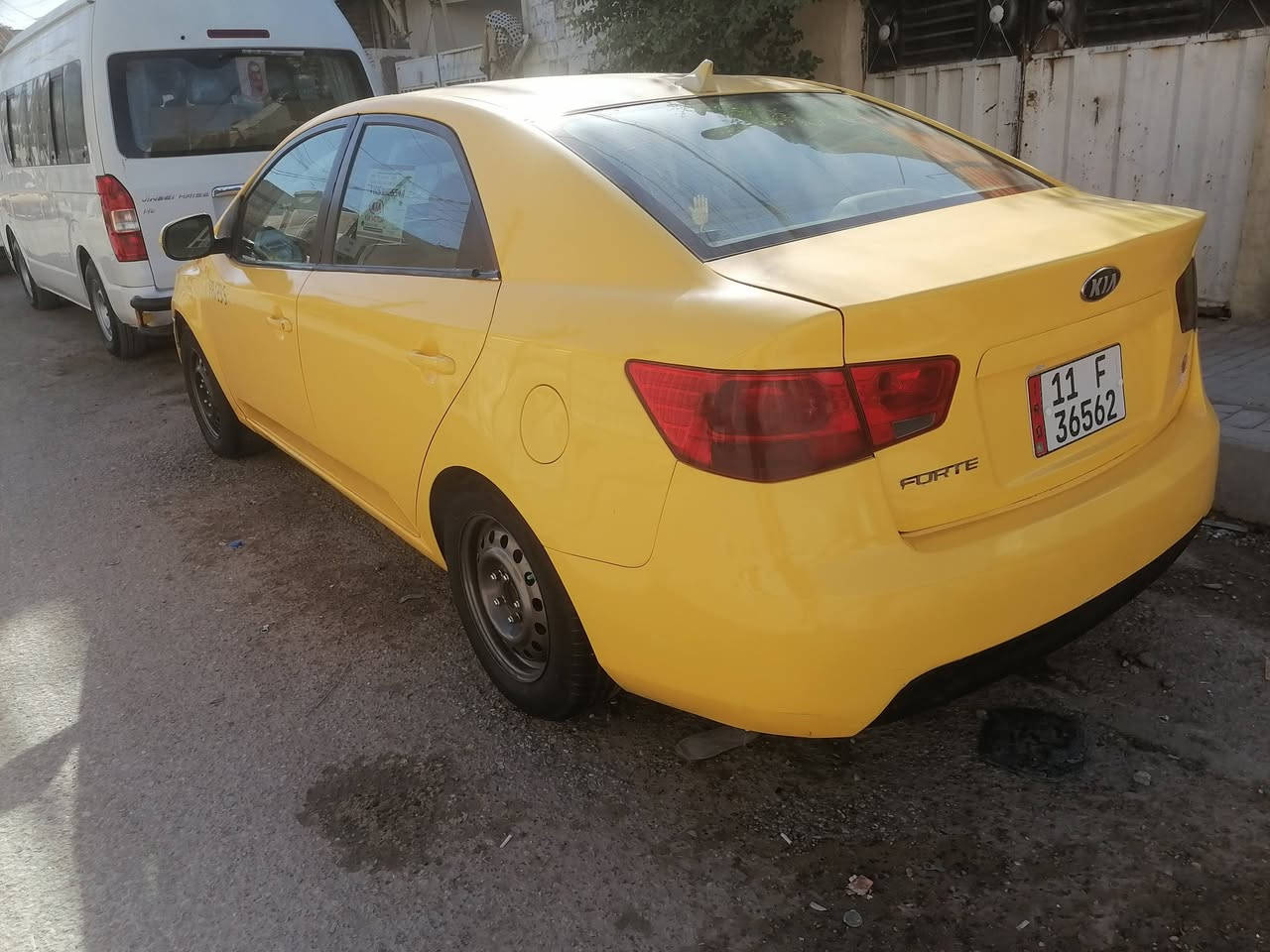 السلام عليكم
فورتي موديل 13 وارد أمريكي  حادثه  جاملغ امامي مبدل جهت الساائق   كير مكينه  صدر امامي  خلفي  تبريد  تدفئه خير من الله  تحكم جهتين  اشاير  مري شفط  مانع انزلاق  نضام ايكو  مكينه  ٢٠٠٠  مسكر  دوش
مصفره  خط  وبحث  بسمي شرط التحويل  للعلم سنويه صاقطه   صار   شهر   السعر  ٩٠ وبيهه مجال 
مكاني  بغداد   الحسينيه مال  الراشديه      ***********
