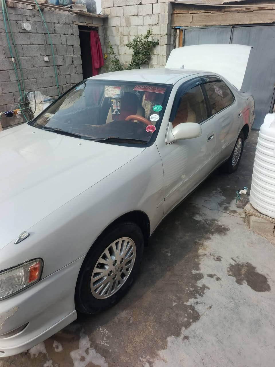 سلام عليكم خوان كرسته للبيع موديل 95 مكفوله رقم دولي السنويه   28 السياره بسمي تحويل ثاني يوم السعر     75 وبيه مجال ***********
