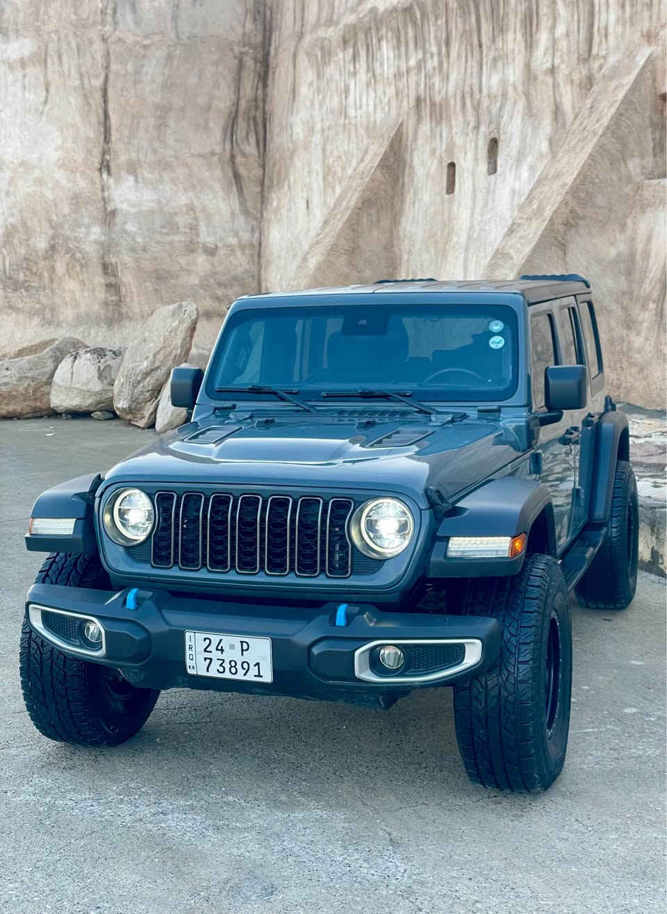 2024 هایبرێد بەنزین كارەبایی فول فول مواسەفات 
٣٠ مایل رۆیشتوە بۆنیتی و چاملغی سوبغە بێ ناو گرتن بێ شانسی بێ تەعدیل بەشەرت تەنها پەرەشوتی سوكان تەقیە و دانرایتەوە یەك دینار مەسرەفی تێدانیە سەنەوی تا ٢٠٣٠ 
نوییە
*********** كويسينجاك, أربيل
